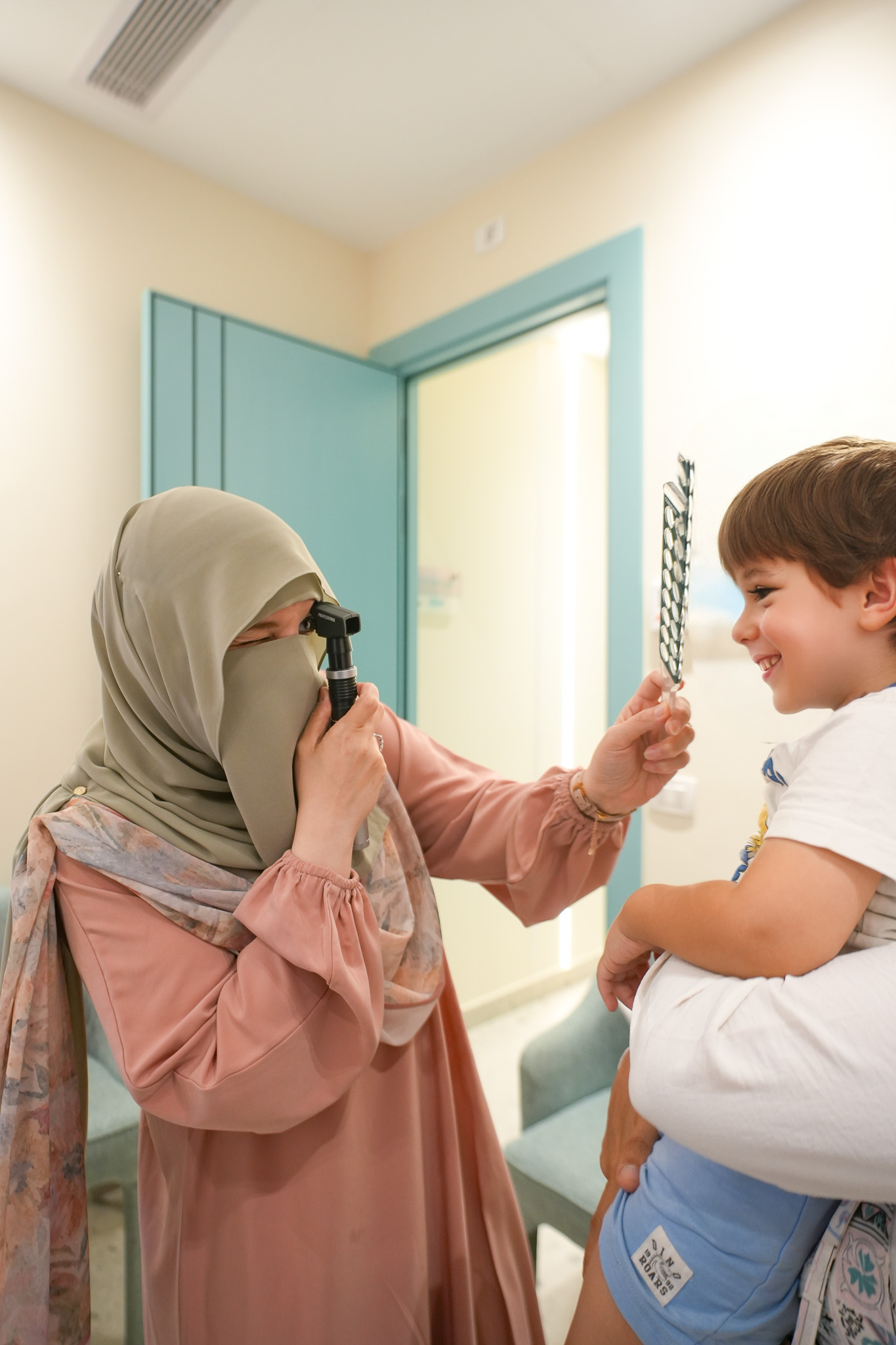 علاج الحول عند الأطفال